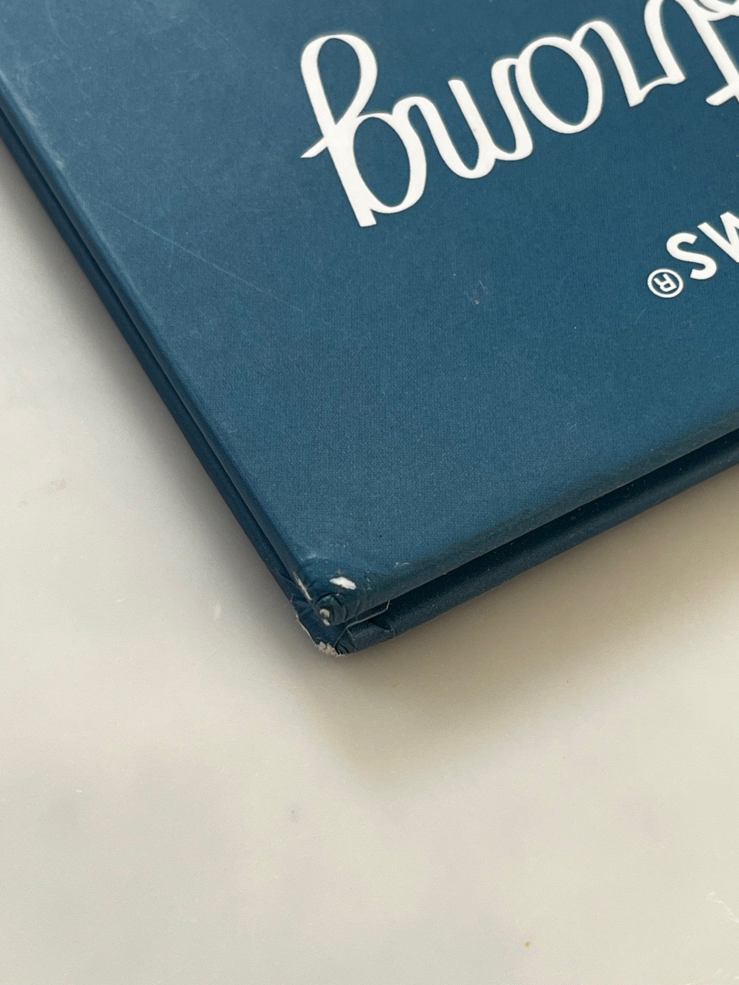 Bumped & Bruised Mystery Box - Little People Big Dreams x 6